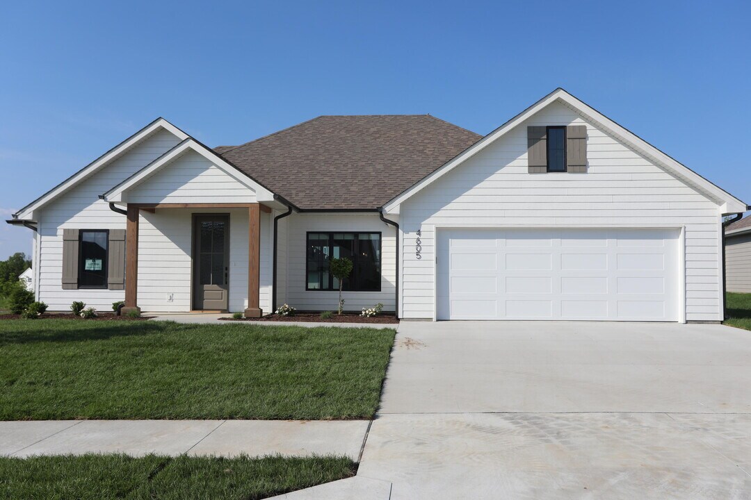 4605 Chambers Bay Dr in Columbia, MO - Building Photo