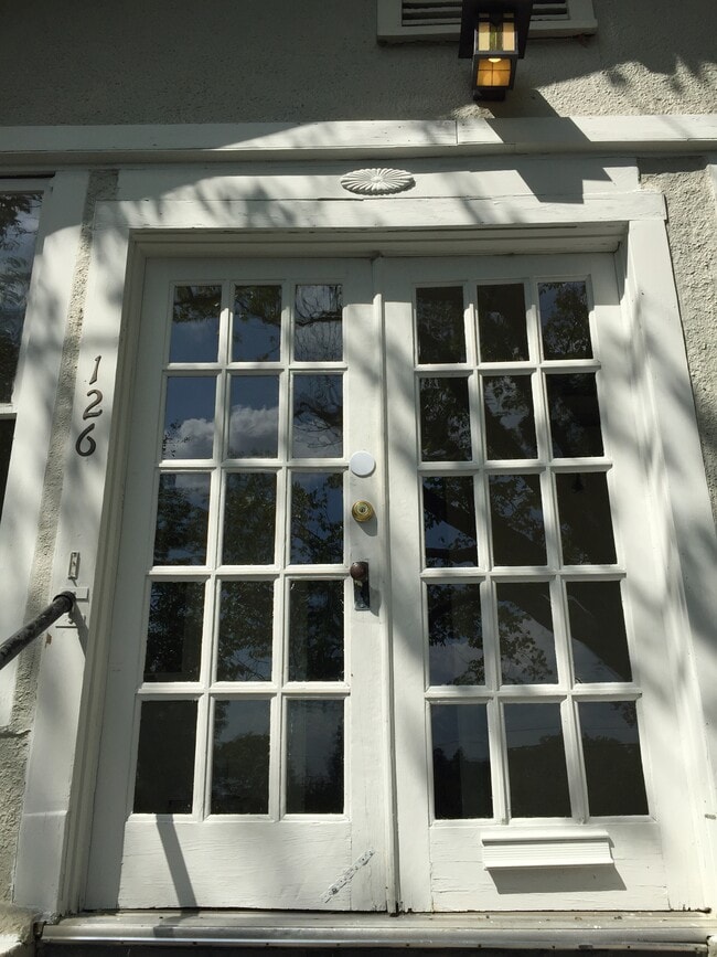 126 Parkhill St in Hot Springs, AR - Building Photo - Building Photo