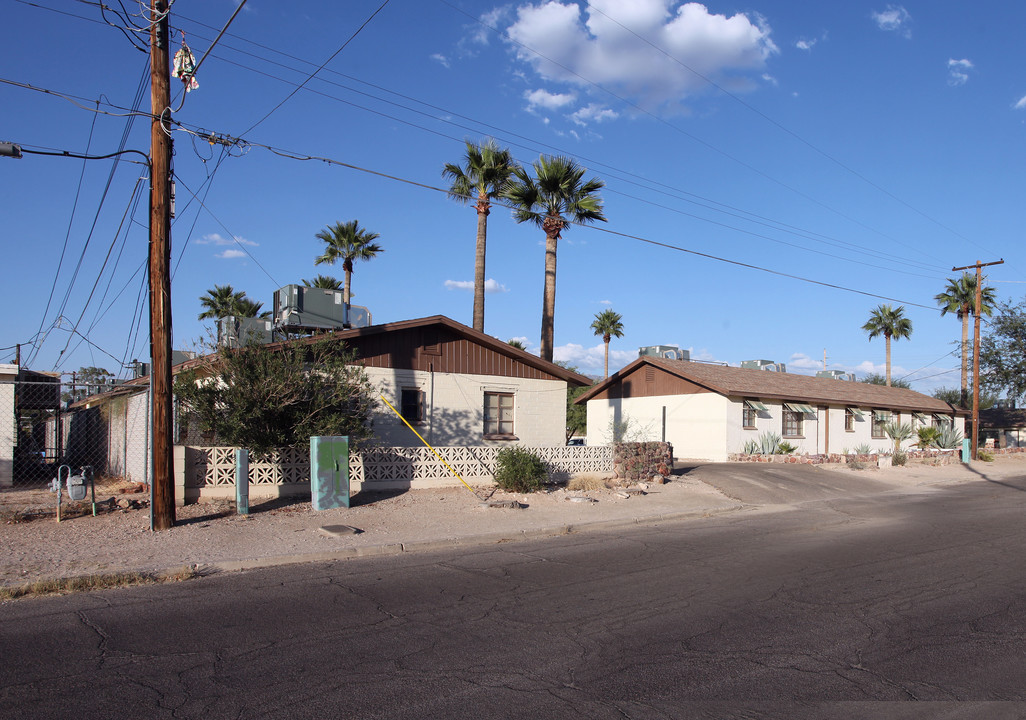 Laguna Terrace in Tucson, AZ - Foto de edificio