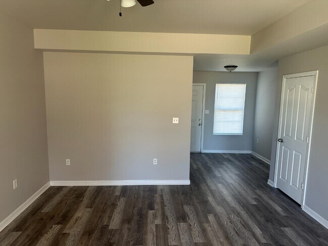 302 S Cemetary St in Sulphur Rock, AR - Building Photo - Building Photo