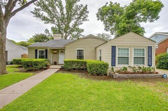6313 Malvey Ave in Fort Worth, TX - Building Photo - Building Photo