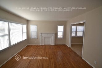 127 E 79th St in Los Angeles, CA - Building Photo - Building Photo