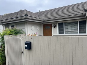 350 N Fairview Ave, Unit 350 N Fairview in Goleta, CA - Foto de edificio - Building Photo