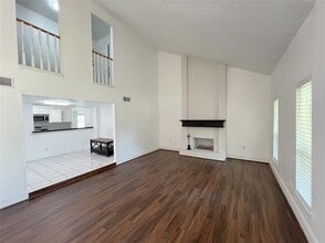 2805 Meadow Park Dr in Garland, TX - Building Photo - Building Photo
