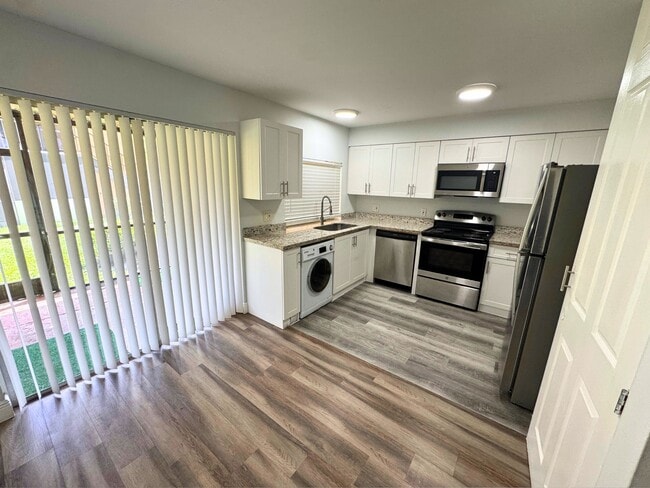 property at 4501 Treehouse Ln