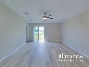 2881 Grand Finale St in Green Cove Springs, FL - Foto de edificio - Building Photo