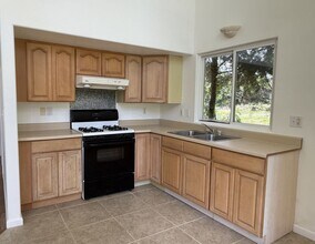 18-2024-2024 Nau Nani Rd in Mountain View, HI - Building Photo - Building Photo