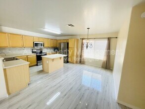 43724 Elm Dr in Maricopa, AZ - Building Photo - Building Photo