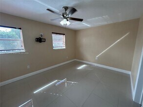 5469 NW 170th Terrace in Miami Gardens, FL - Building Photo - Building Photo