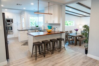 18033 Duncan St in Los Angeles, CA - Building Photo - Building Photo