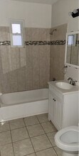 5656 S May St in Chicago, IL - Building Photo - Building Photo