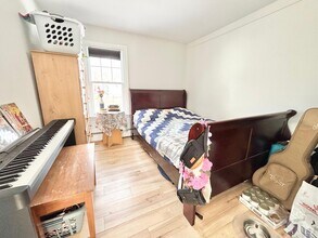 230 St John St in Fredericton, NB - Building Photo - Building Photo