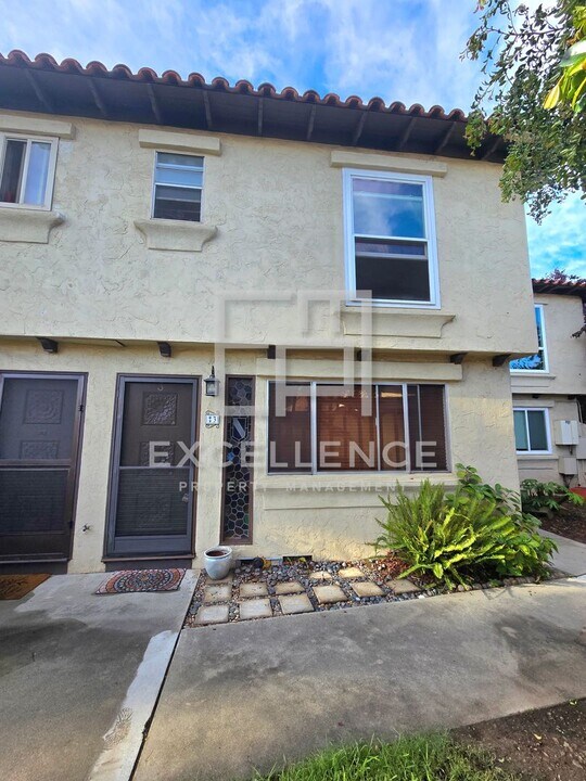 5104 Westmont Ave in San Jose, CA - Building Photo