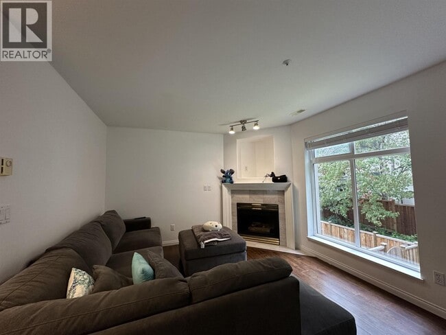 2538-2538 Pitt River Rd in Port Coquitlam, BC - Building Photo - Building Photo