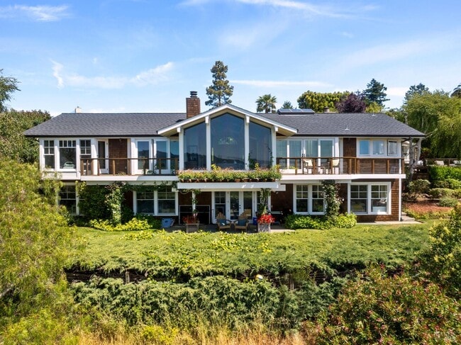 property at 186 Stewart Dr
