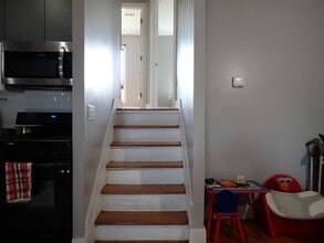 203 Crystal St in Brooklyn, NY - Building Photo - Building Photo