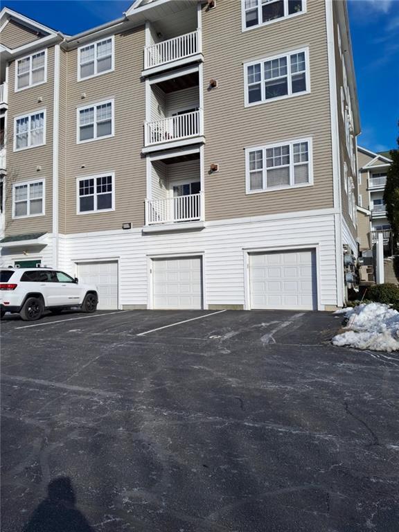 108 Mill St in Woonsocket, RI - Building Photo - Building Photo