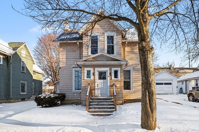 property at 417 E Maple Ave