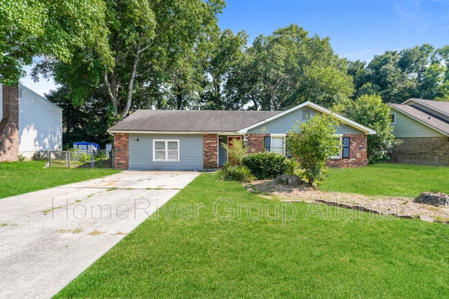 3355 Valley Bend Rd in College Park, GA - Building Photo - Building Photo