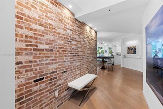 151 Isle of Venice Dr in Fort Lauderdale, FL - Building Photo - Building Photo