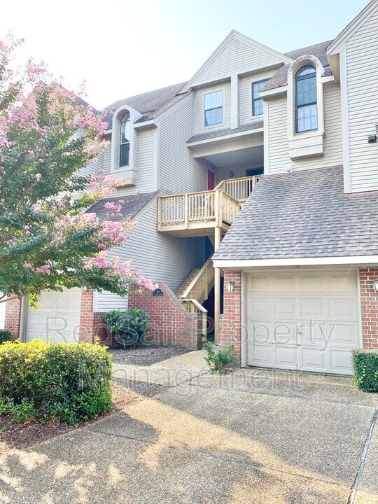 740 Brookside Dr in Newport News, VA - Building Photo