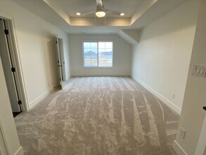 211 NE 62nd St in Ankeny, IA - Building Photo - Building Photo