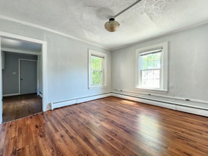 74 Wing St in Bangor, ME - Building Photo - Building Photo