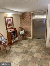 15300 Beaverbrook Ct, Unit 3B in Silver Spring, MD - Building Photo - Building Photo