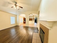 5019 BridgeValley Ct in Spring, TX - Building Photo - Building Photo