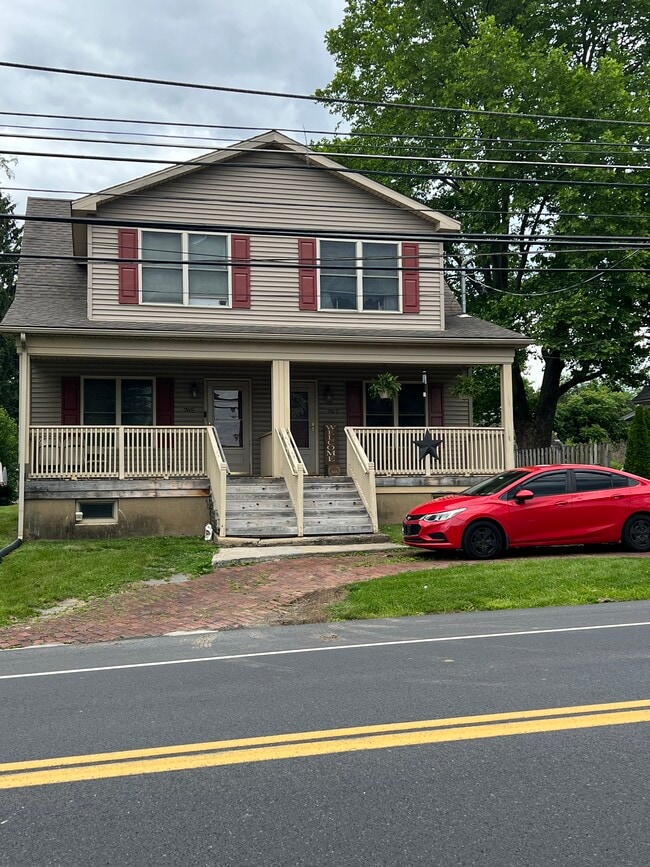 765 Nazareth Pike in Nazareth, PA - Building Photo - Building Photo