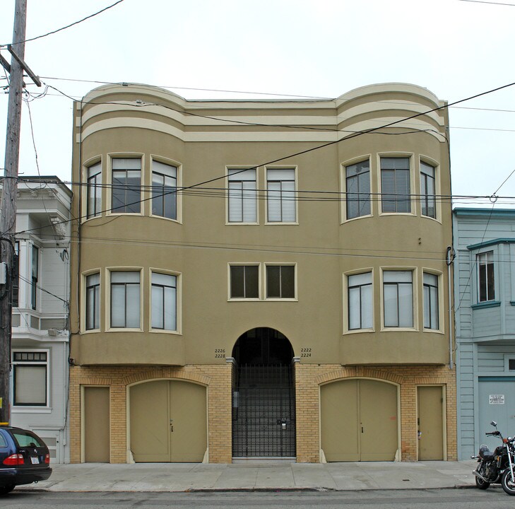 2222-2228 Filbert St in San Francisco, CA - Building Photo