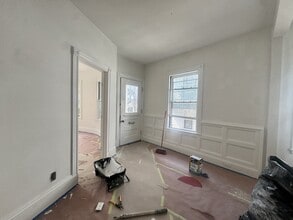 14 Quint Ave, Unit 14 in Boston, MA - Building Photo - Building Photo