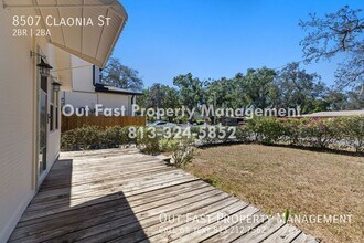 8507 Claonia St in Tampa, FL - Foto de edificio - Building Photo