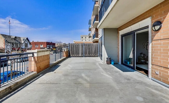 135 S York St in Elmhurst, IL - Building Photo - Building Photo