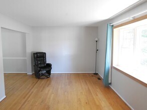 2315 Sandel Ln in Westminster, MD - Building Photo - Building Photo
