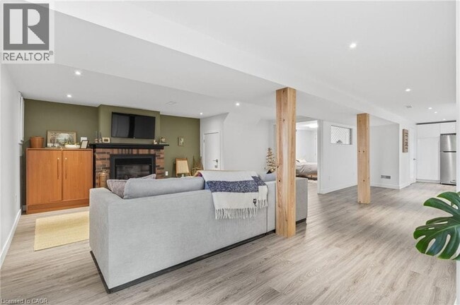 property at 2112 Amesbury Crescent