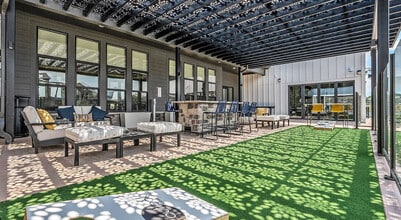 Outlook Table Mesa in Golden, CO - Foto de edificio - Building Photo