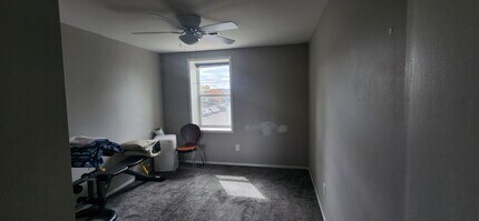 112 S Washington St-Unit -Lincoln 112 S. Washington Apt A in Bloomfield, IA - Building Photo - Building Photo