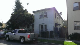 773 Cerritos Ave in Long Beach, CA - Foto de edificio - Building Photo