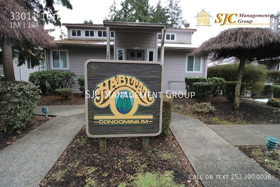 33011 18th Pl S in Federal Way, WA - Building Photo