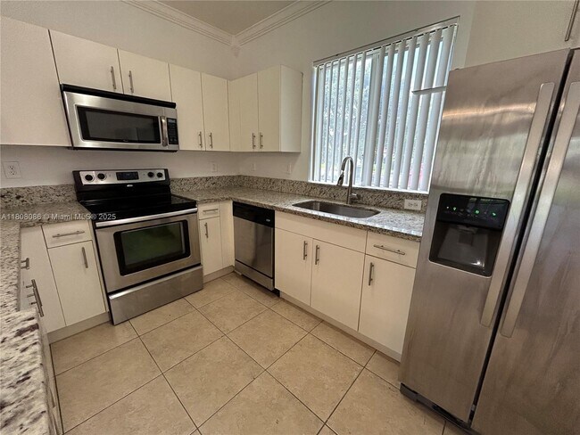 20423 NW 15th Ave in Miami, FL - Building Photo - Building Photo