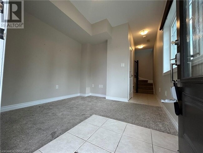 288 Glover Rd in Hamilton, ON - Building Photo - Building Photo