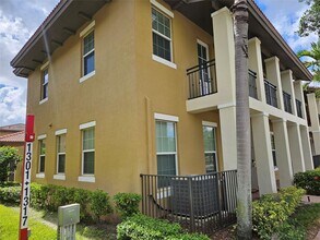 1321 SW 147th Ter in Pembroke Pines, FL - Building Photo - Building Photo