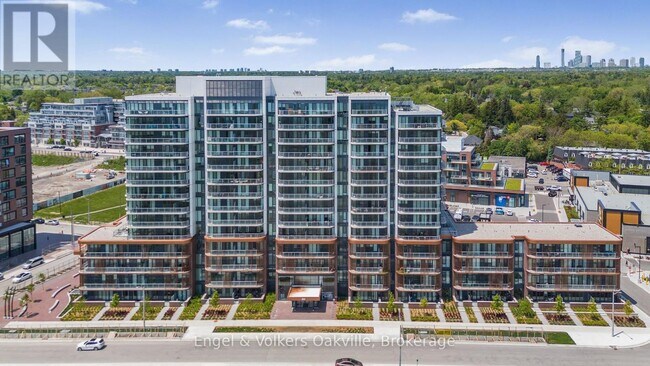 property at 220-220 Missinnihe Way