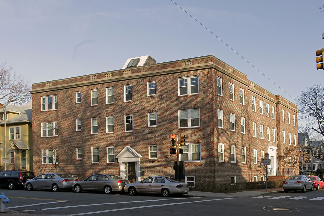303 Harvard St in Cambridge, MA - Foto de edificio