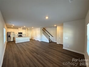 125 Utility Ln in Mooresville, NC - Building Photo - Building Photo