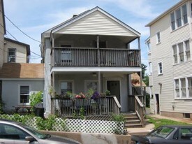 44 Green St in Middletown, CT - Building Photo