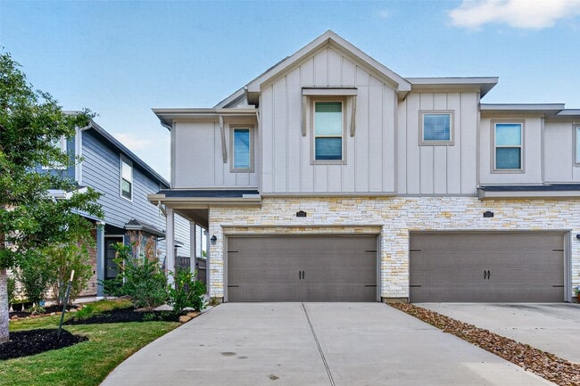 5703 Foggy Vine Ct