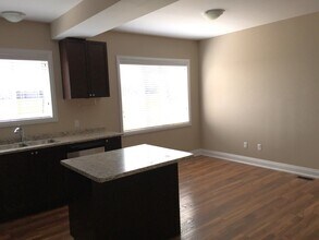 3933 Wood Av in Severn, ON - Building Photo - Building Photo