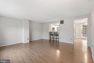 2423 Bolton Ln in Crofton, MD - Building Photo - Building Photo